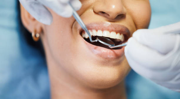 Best Emergency Cosmetic Dentistry in Oak Park, CA